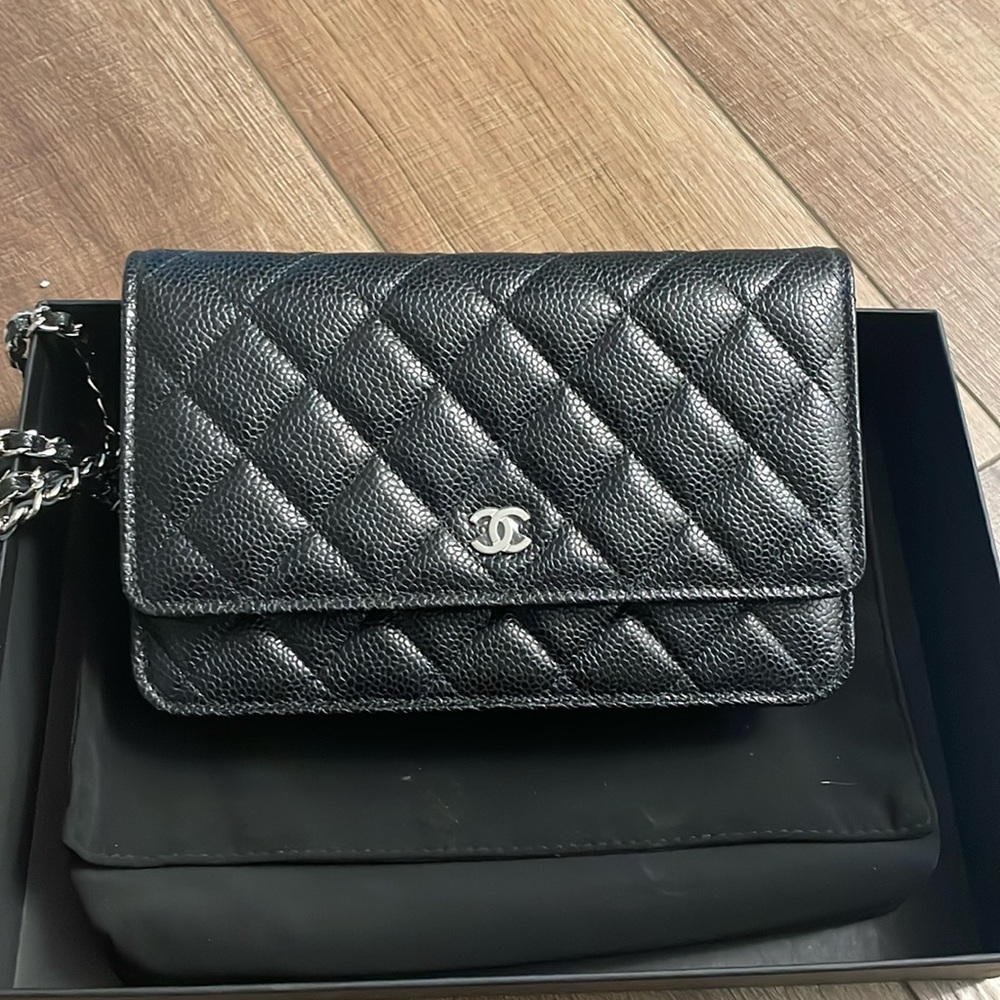 Chanel Wallet on Chain